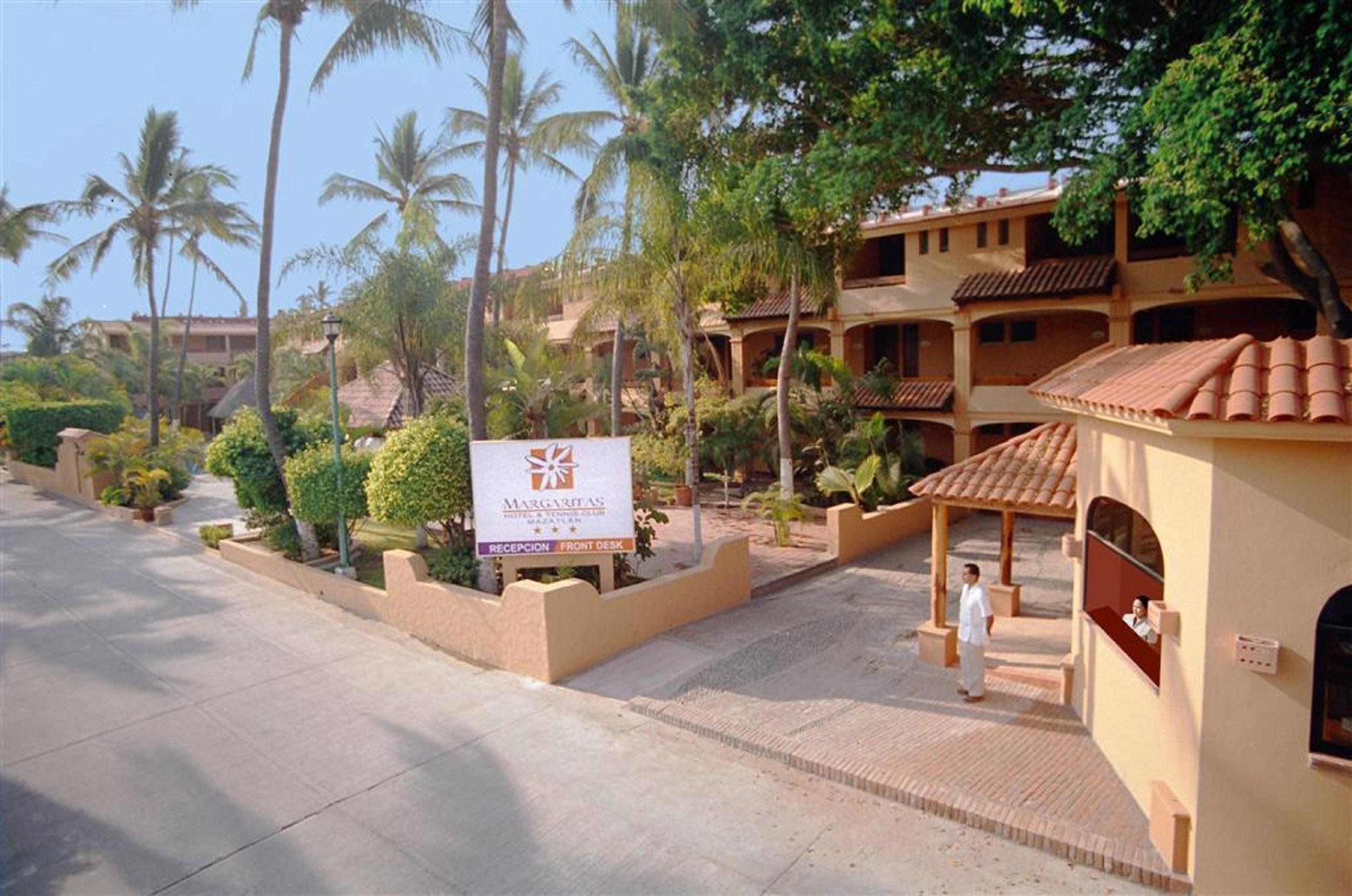 Hotel Margaritas Mazatlan Exterior photo